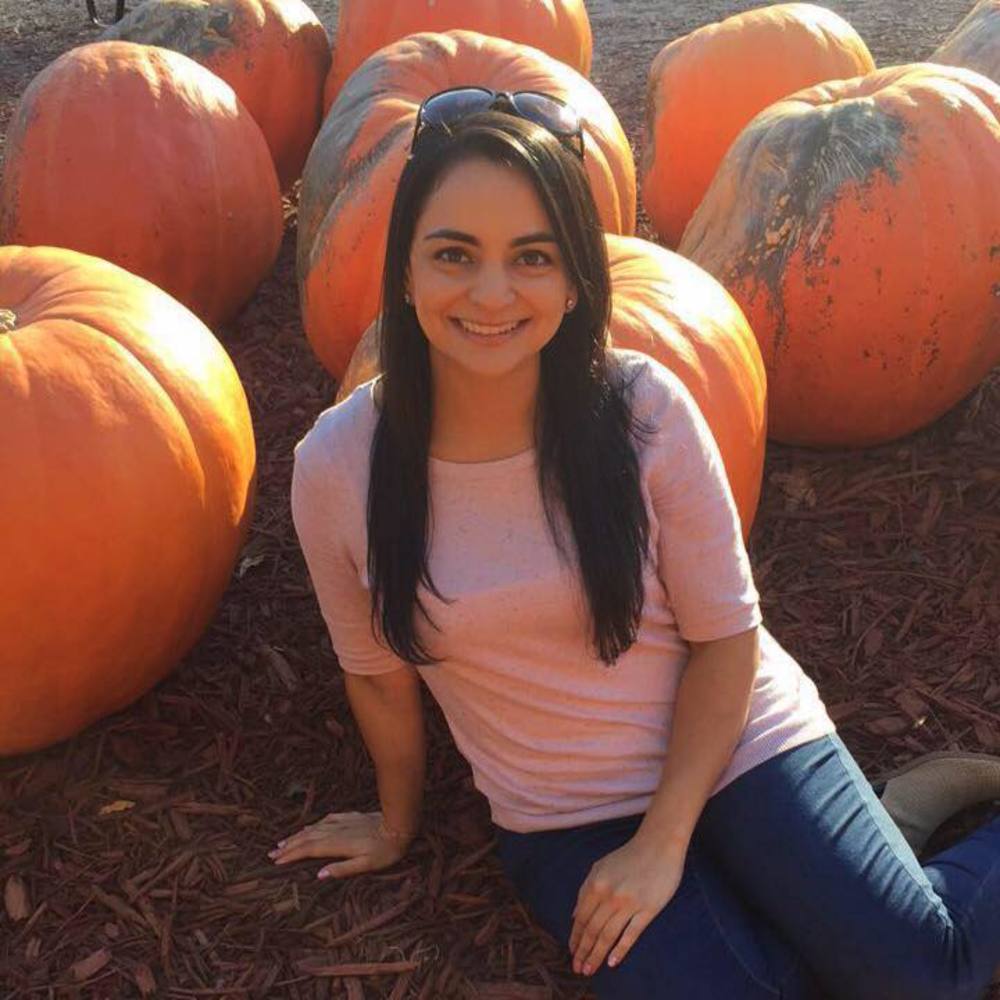 Meet your Posher, Tania